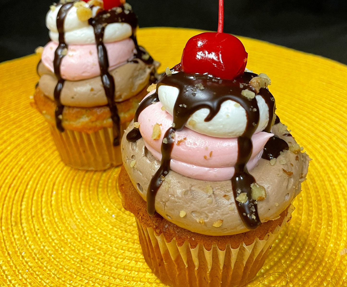 Cupcake, Banana Split Specialty