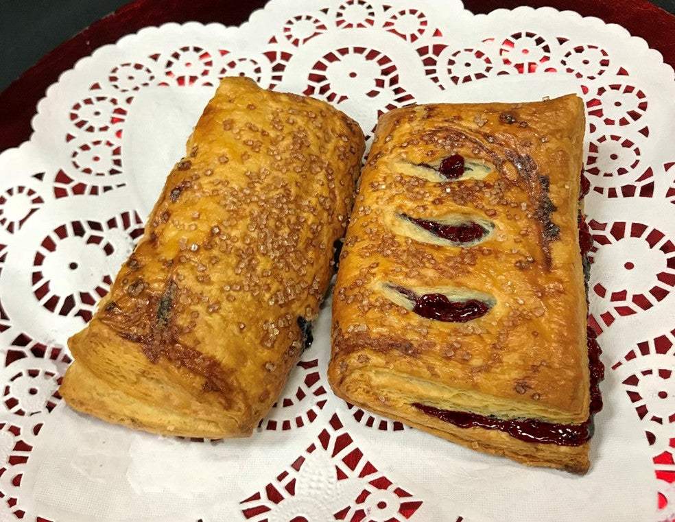 Bakery Offering Bread, Cakes, Desserts, Cupcakes, Pastry, Catering – La ...